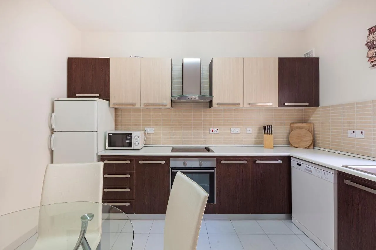 Sliema Ferries Apt, With Beautiful Views Ac & Wifi By 360 Estates Apartment
