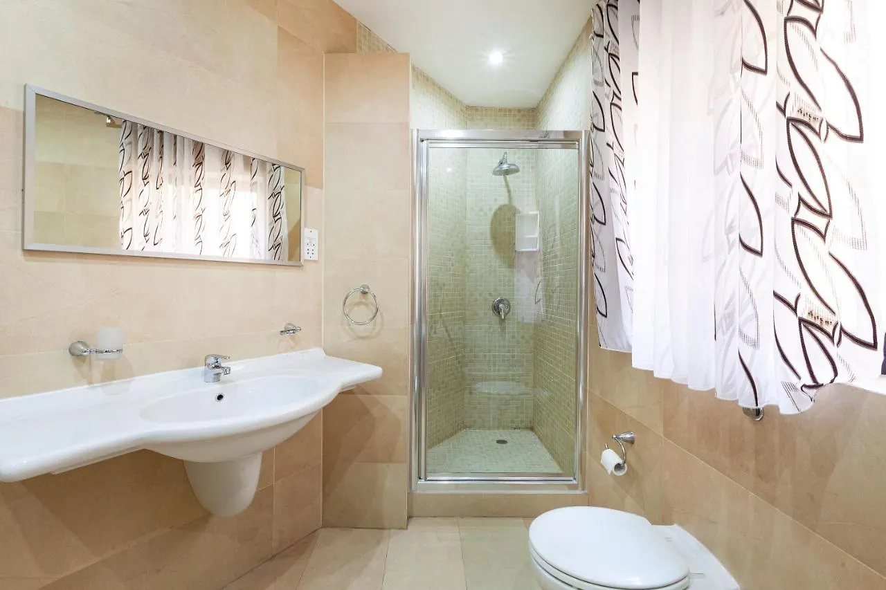 Sliema Ferries Apt, With Beautiful Views Ac & Wifi By 360 Estates Apartment