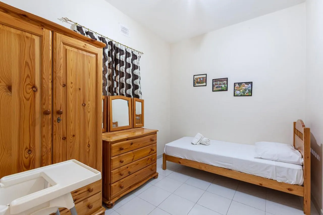 Sliema Ferries Apt, With Beautiful Views Ac & Wifi By 360 Estates Apartment